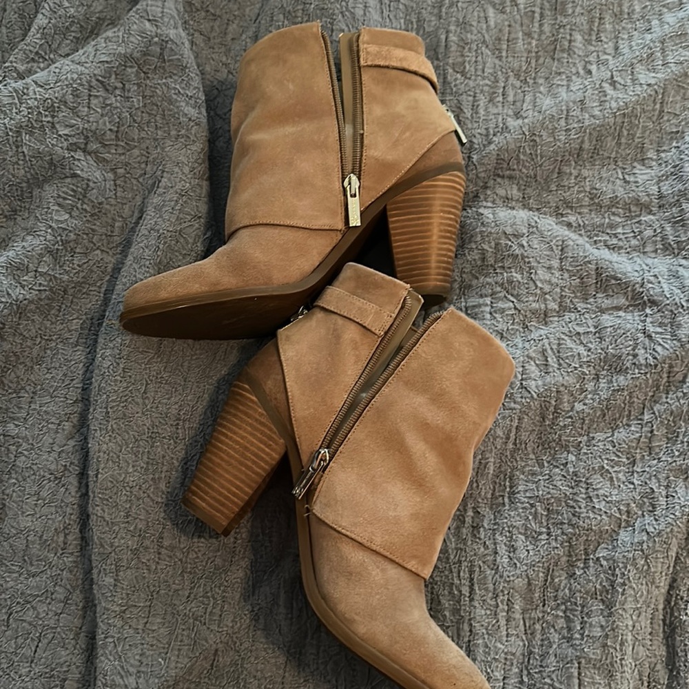 Heeled boots by Jessica Simpson